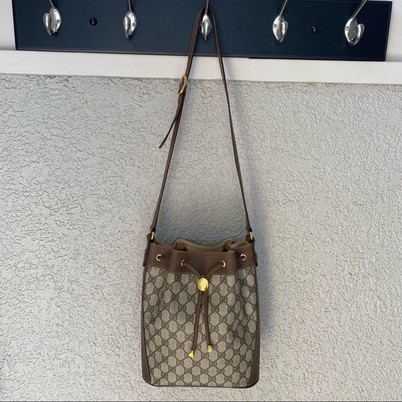 Gucci Ophidia Bucket Bag - Picture 5 of 16